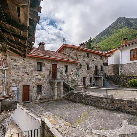 Lorences C * Caunedo